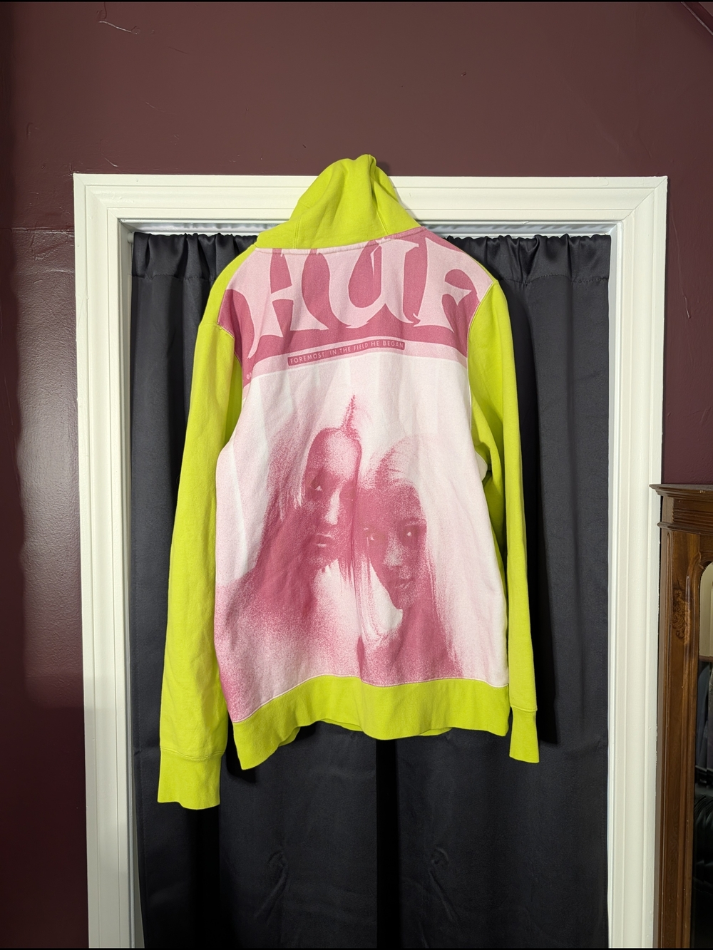 HUF Fluo Yellow Erotic Retro Logo Back Print Embroidered Fleece Hoodie Mens L